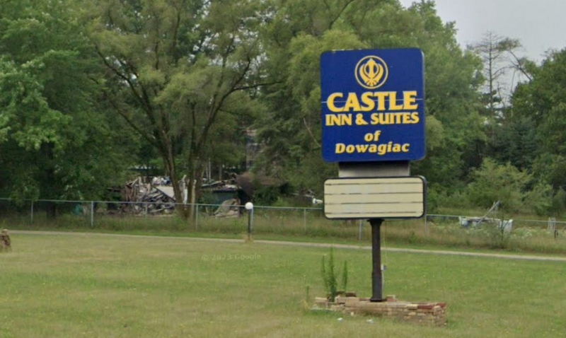 Castle Inn (Skyline Motel) - Web Listing (newer photo)